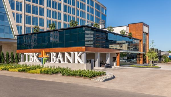 Triumph Bancorp Websites